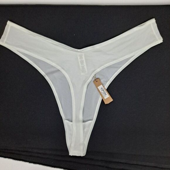 Skims ladies thong NWT - Picture 3 of 5